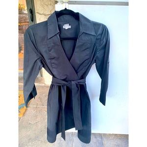 Ann Taylor Black collared V Neck dress with belt and 3/4 sleeves